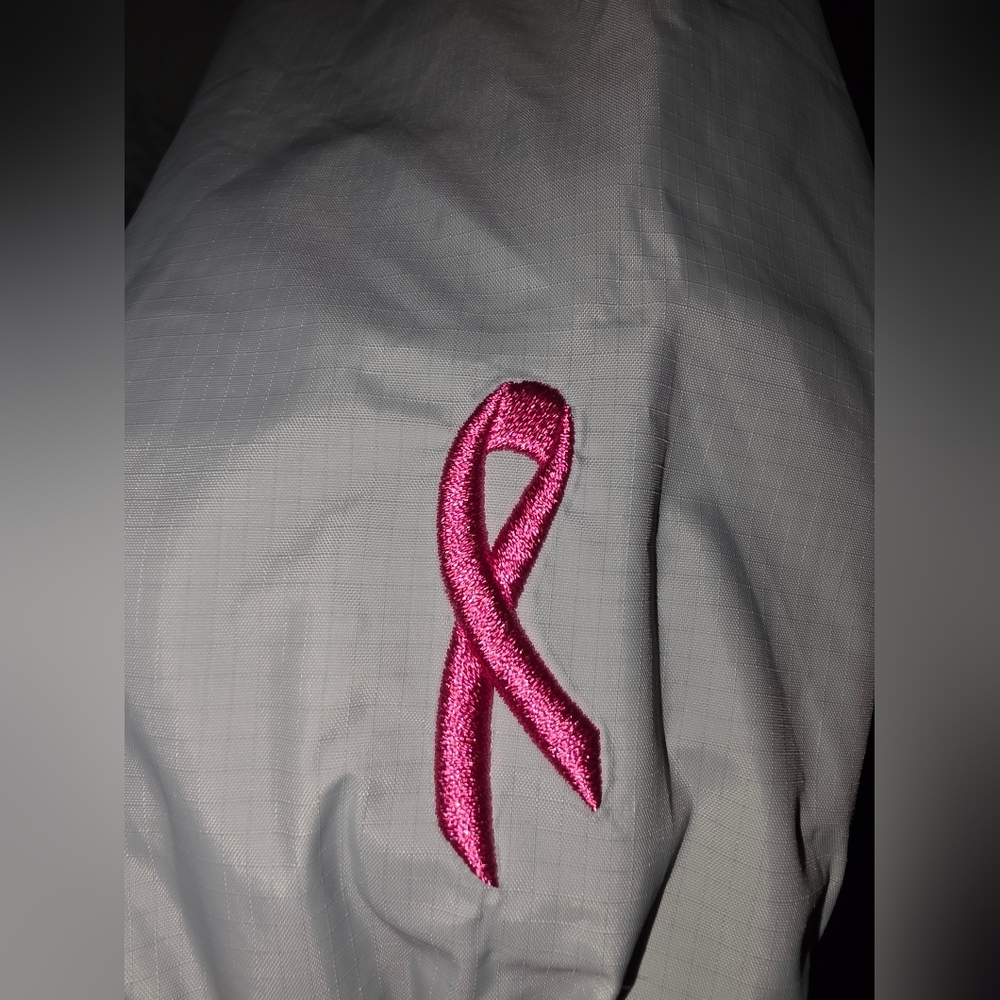 The North Face Pink Ribbon Resolve Jacket- size small -NWOT 🎀 - Picture 6 of 7